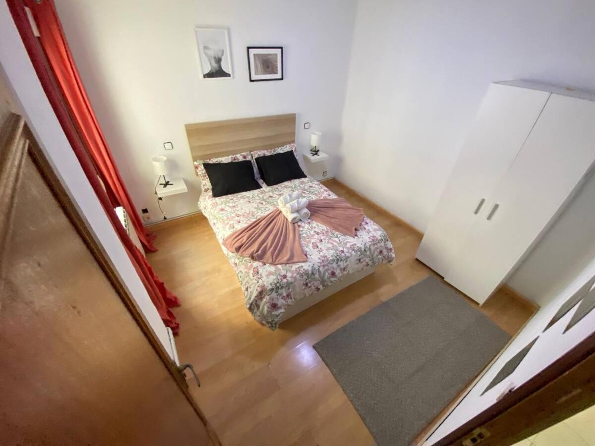 Habitacion Interior En Madri Exterior foto